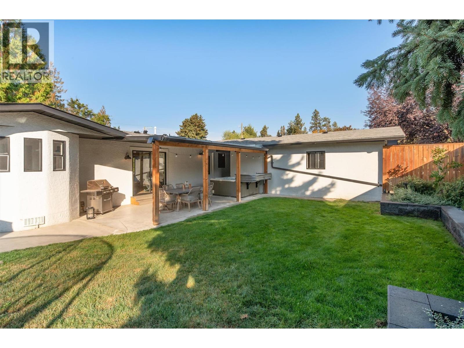 Picture for 3361 Hall  Road https://www.cirrealty.ca/reb/bc/0/10365620_33.jpg