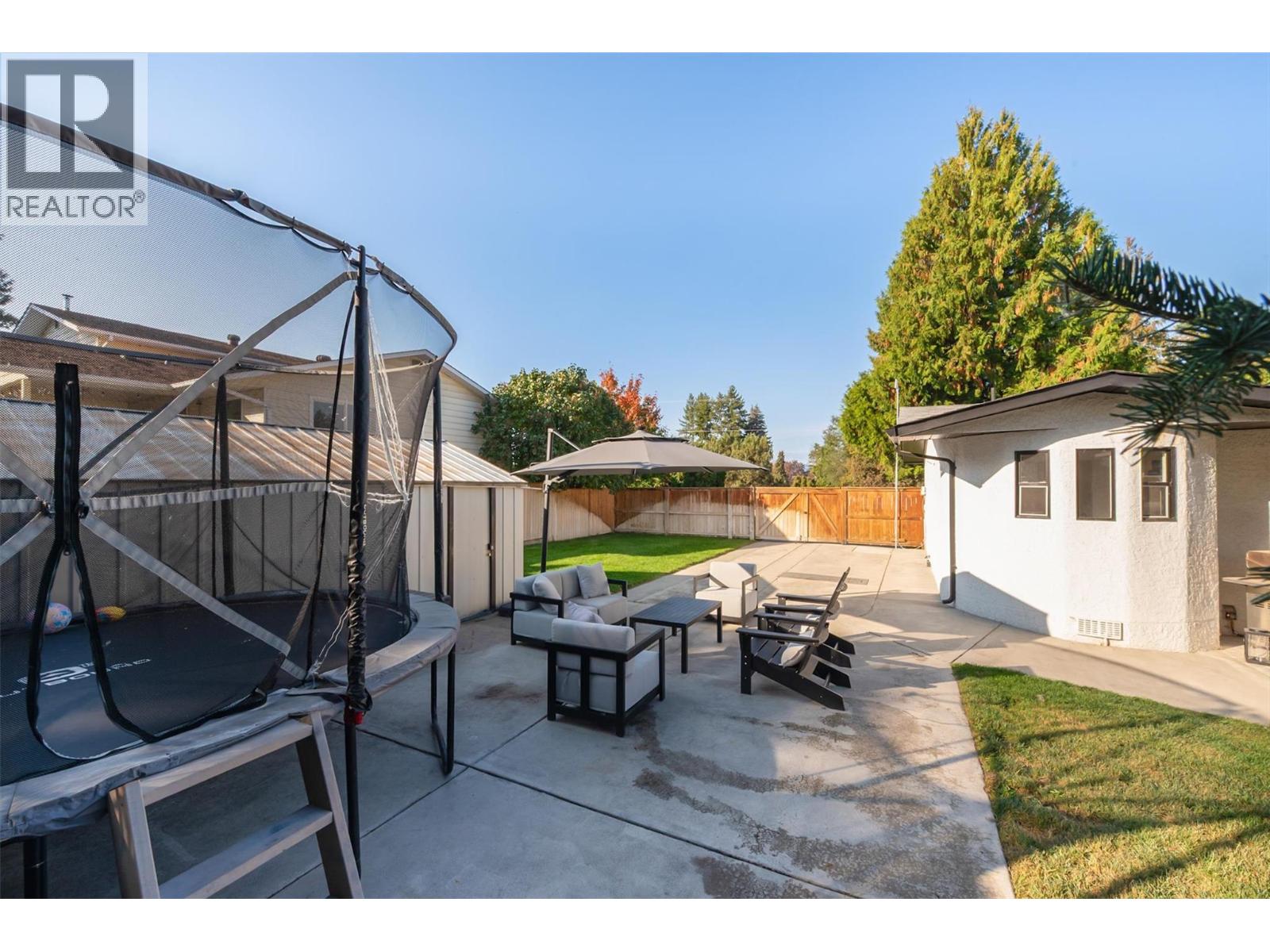 Picture for 3361 Hall  Road https://www.cirrealty.ca/reb/bc/0/10365620_35.jpg