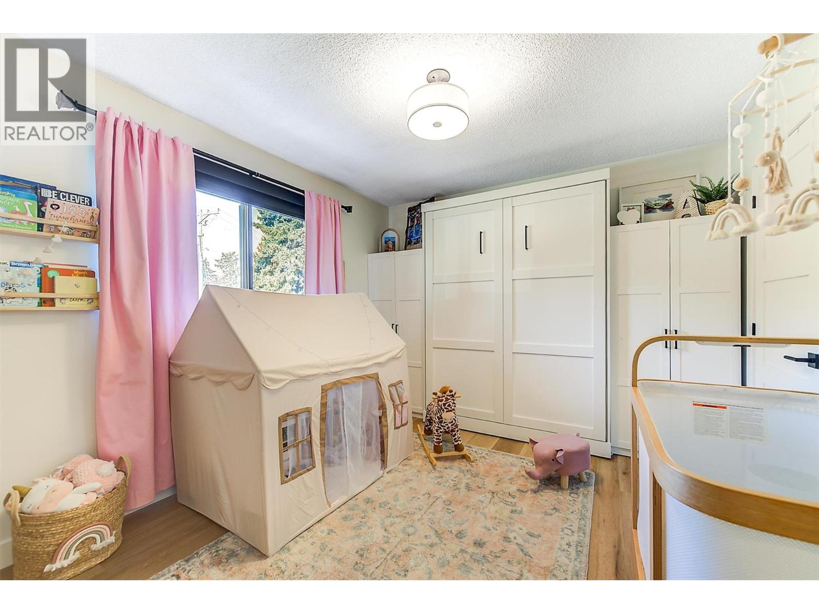 Picture for 3361 Hall  Road https://www.cirrealty.ca/reb/bc/0/10365620_54.jpg