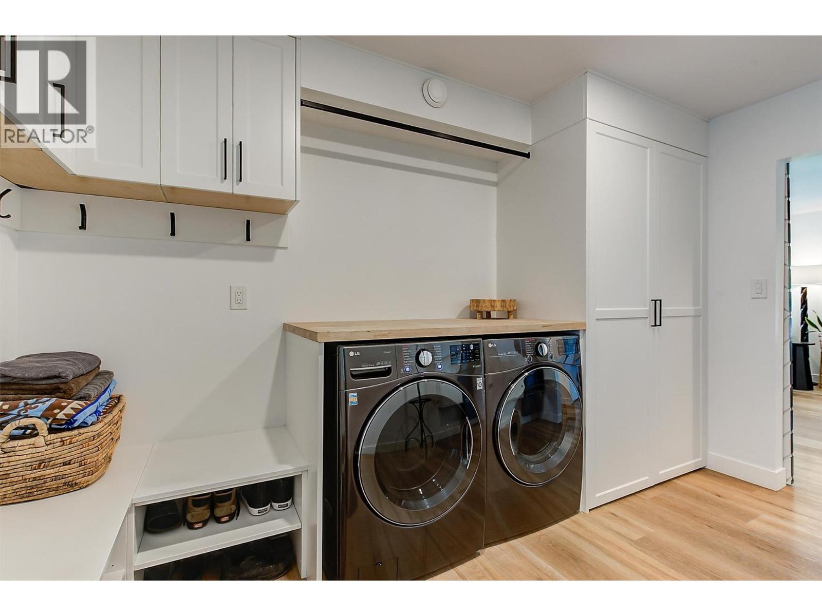 Picture for 3361 Hall  Road https://www.cirrealty.ca/reb/bc/0/10365620_61.jpg