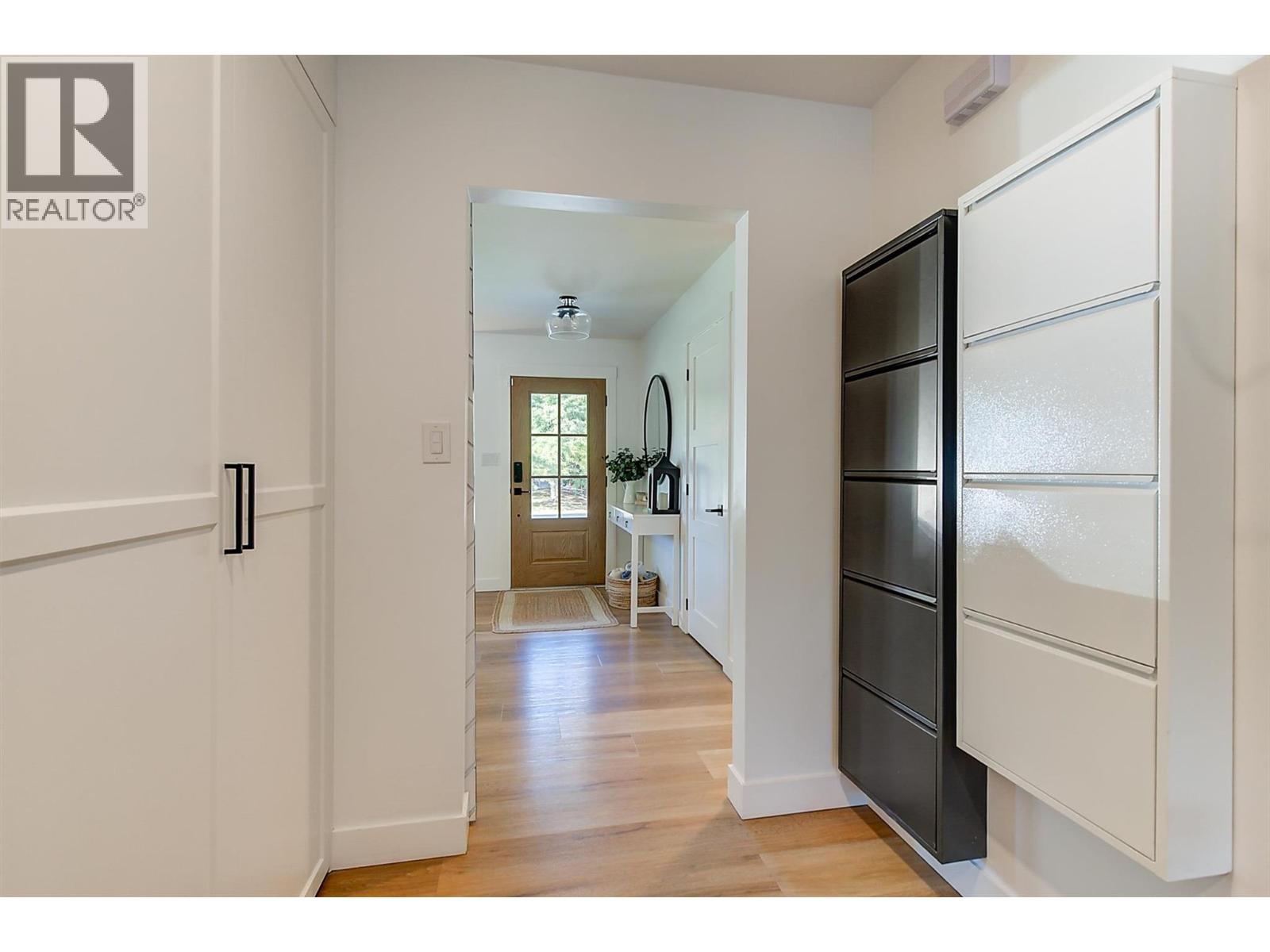 Picture for 3361 Hall  Road https://www.cirrealty.ca/reb/bc/0/10365620_62.jpg