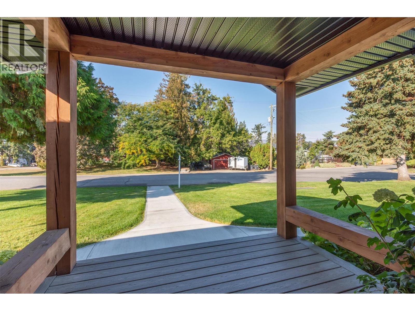 Picture for 3361 Hall  Road https://www.cirrealty.ca/reb/bc/0/10365620_64.jpg