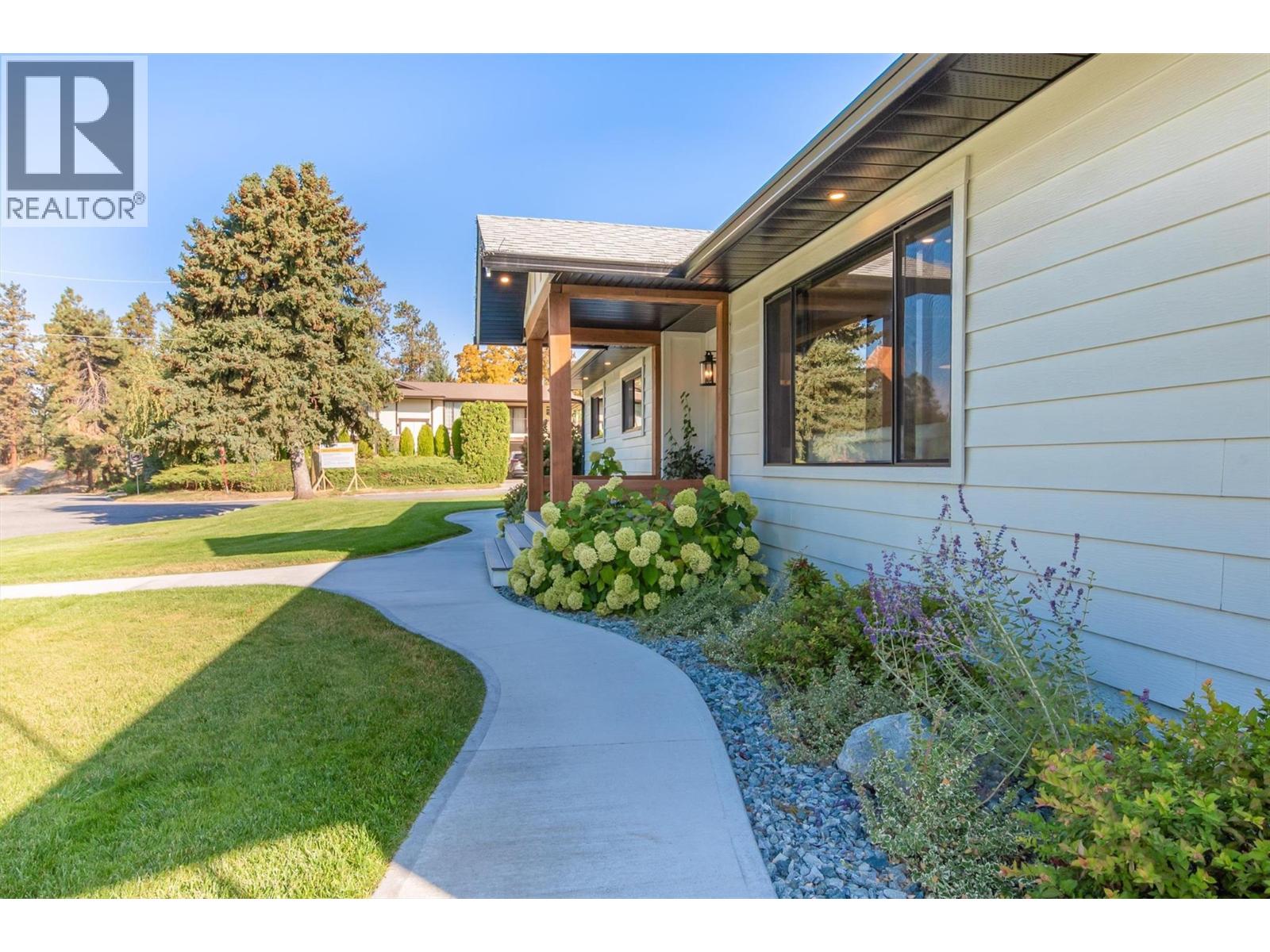 Picture for 3361 Hall  Road https://www.cirrealty.ca/reb/bc/0/10365620_8.jpg