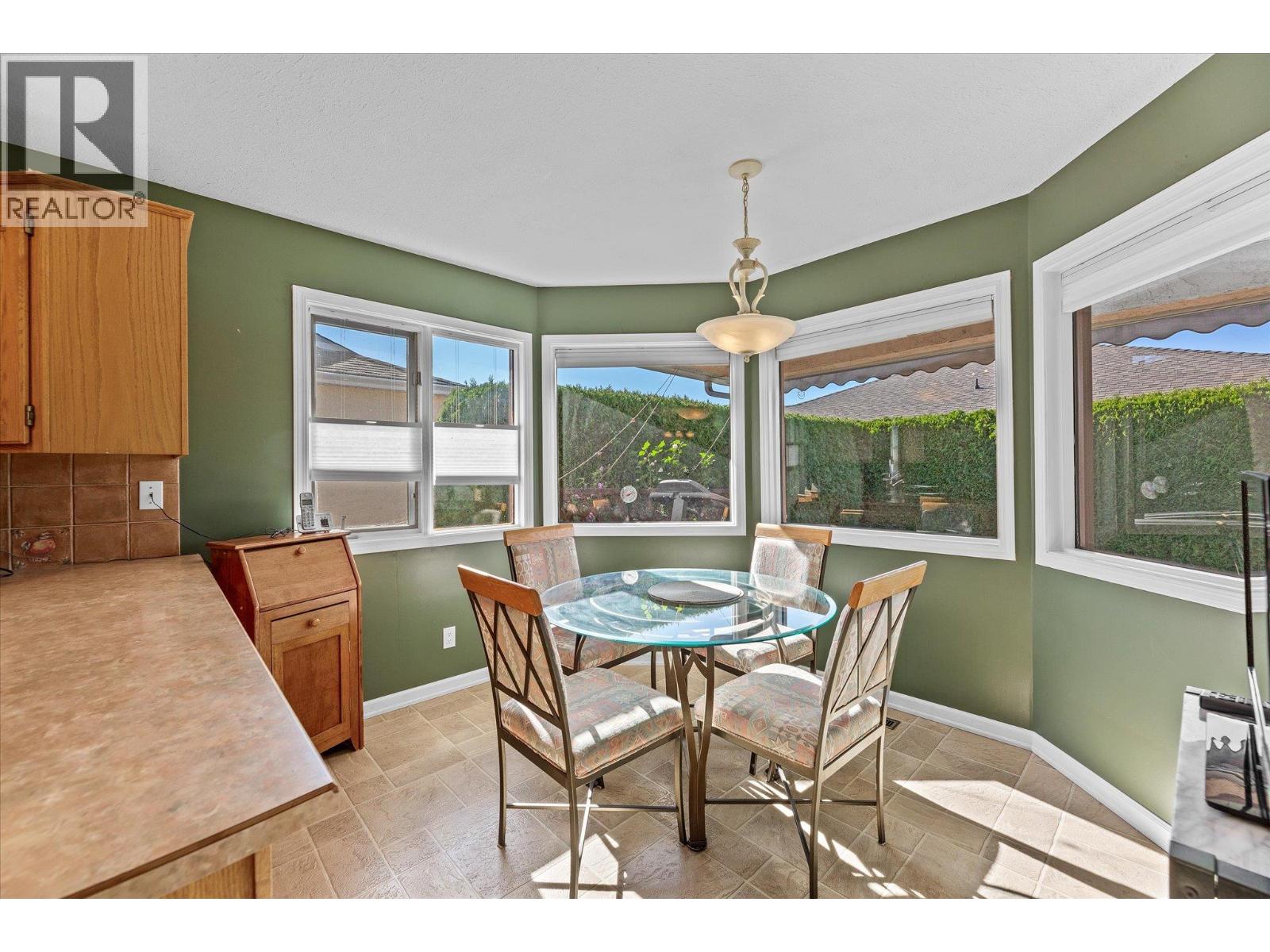 Picture for 2166 Kaslo  Court https://www.cirrealty.ca/reb/bc/0/10365790_13.jpg