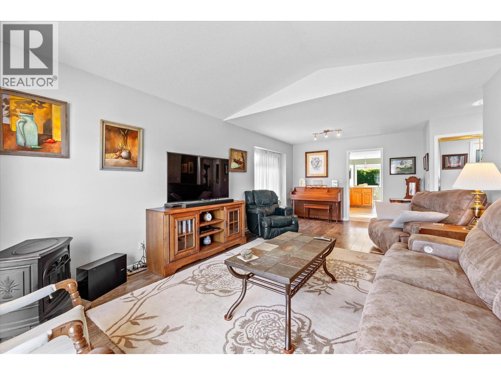 Picture for 2166 Kaslo  Court https://www.cirrealty.ca/reb/bc/0/10365790_7.jpg