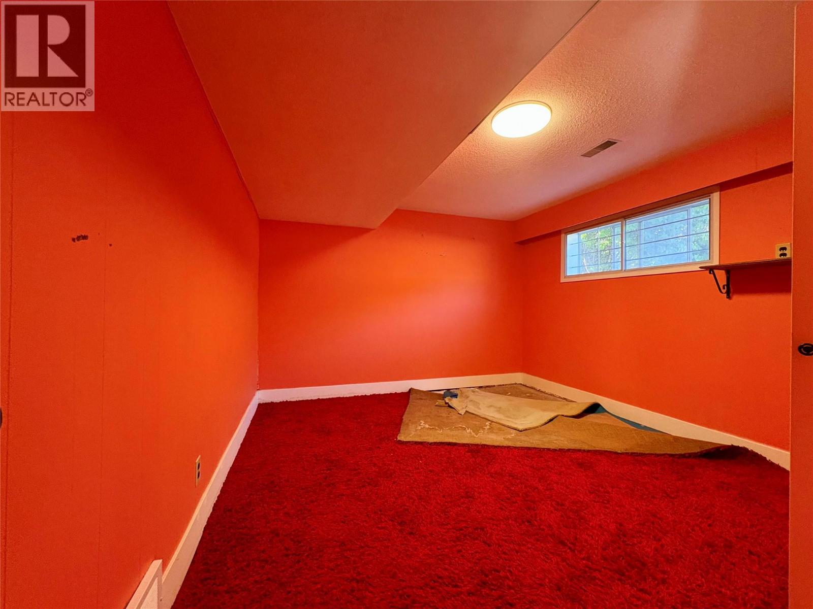 Picture for 1738 Smithson  Drive https://www.cirrealty.ca/reb/bc/0/10365870_19.jpg