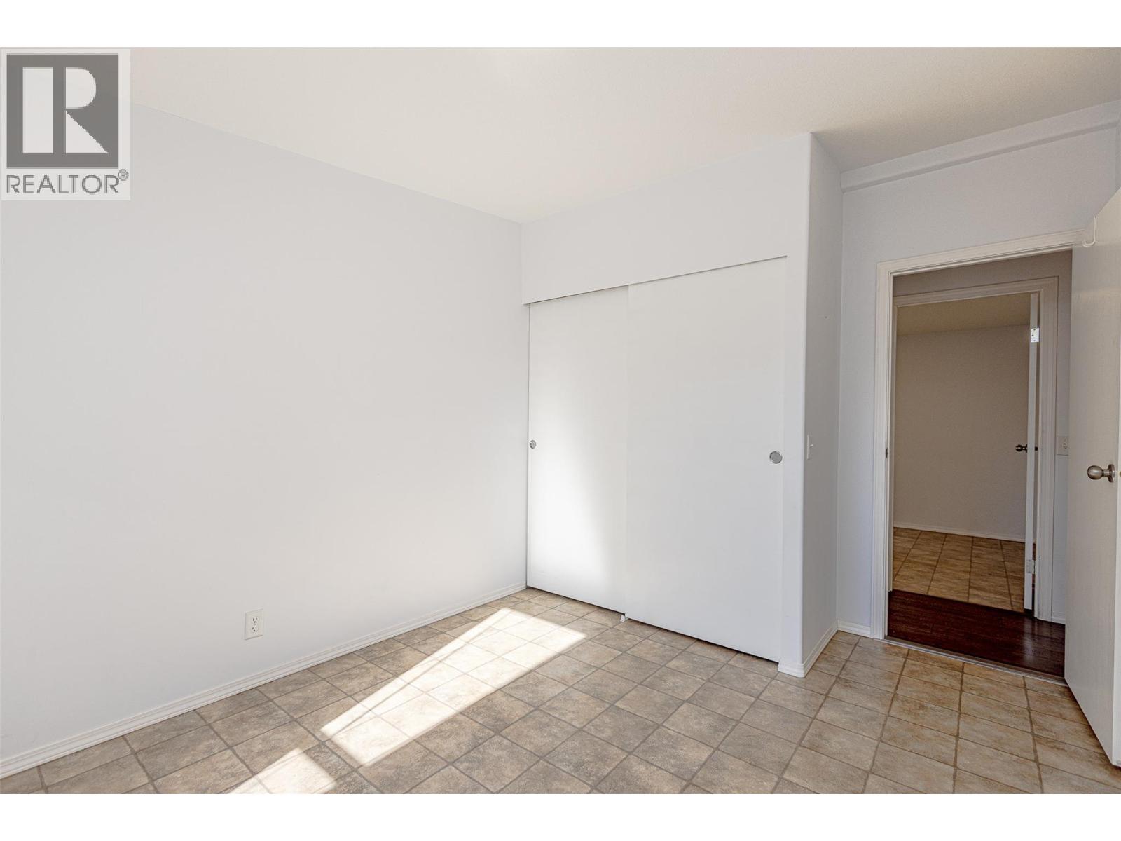 Picture for Unit #209, 1850 Shannon Lake  Road https://www.cirrealty.ca/reb/bc/0/10365890_22.jpg