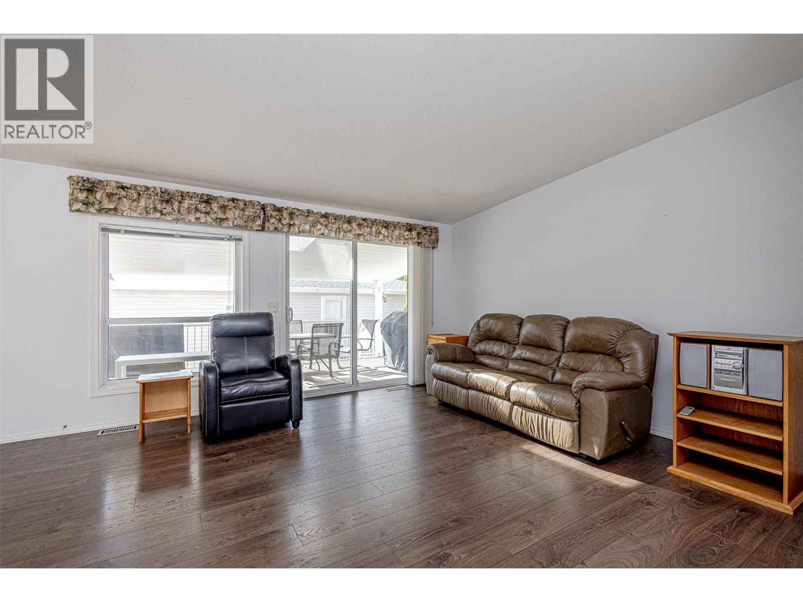 Picture for Unit #209, 1850 Shannon Lake  Road https://www.cirrealty.ca/reb/bc/0/10365890_24.jpg
