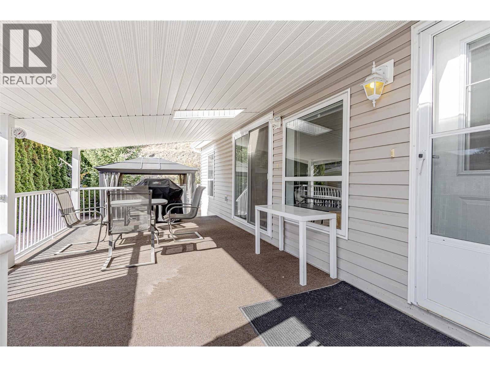 Picture for Unit #209, 1850 Shannon Lake  Road https://www.cirrealty.ca/reb/bc/0/10365890_26.jpg