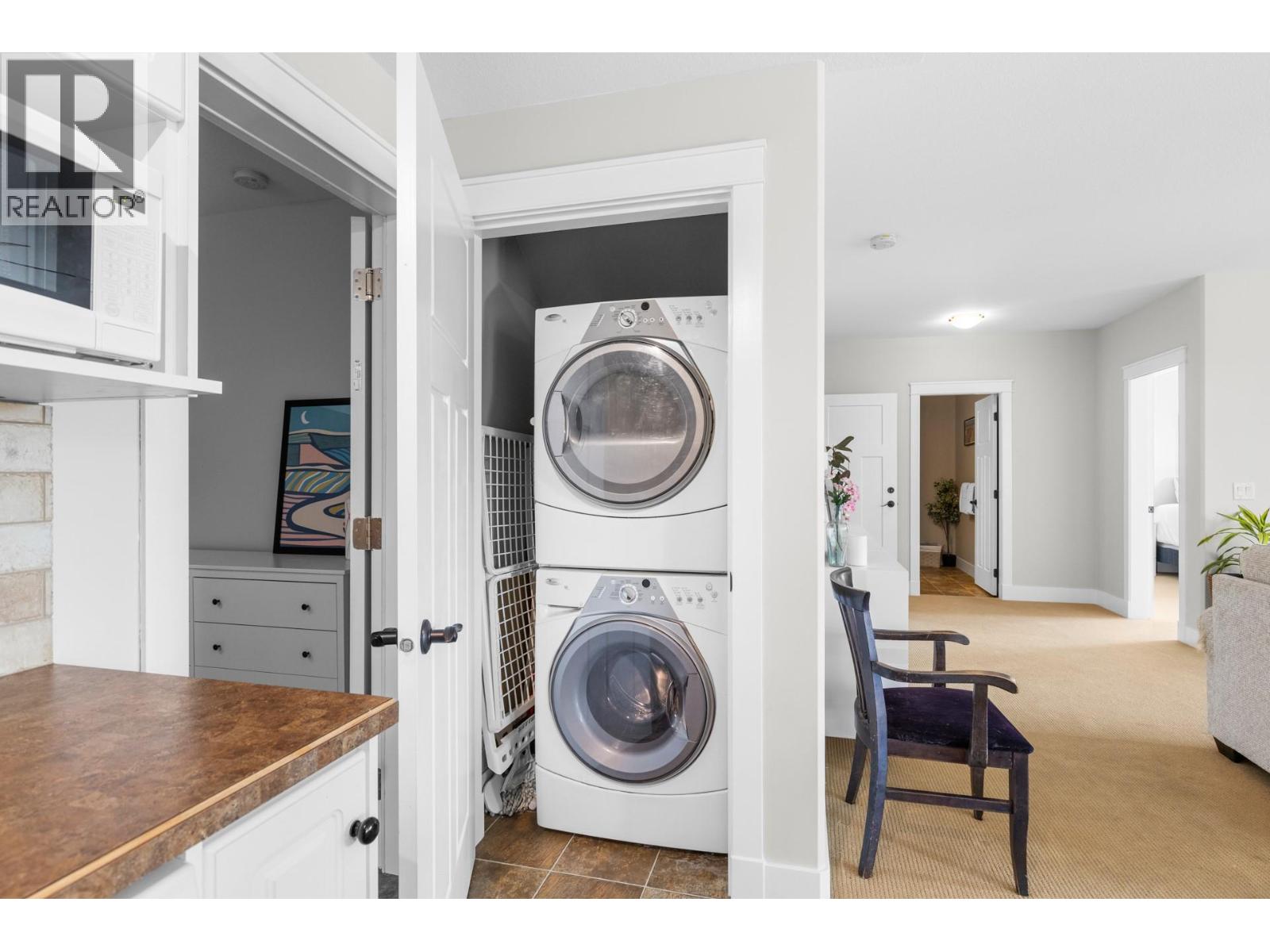 Picture for 2555 Tallus Ridge  Drive https://www.cirrealty.ca/reb/bc/0/10365920_40.jpg