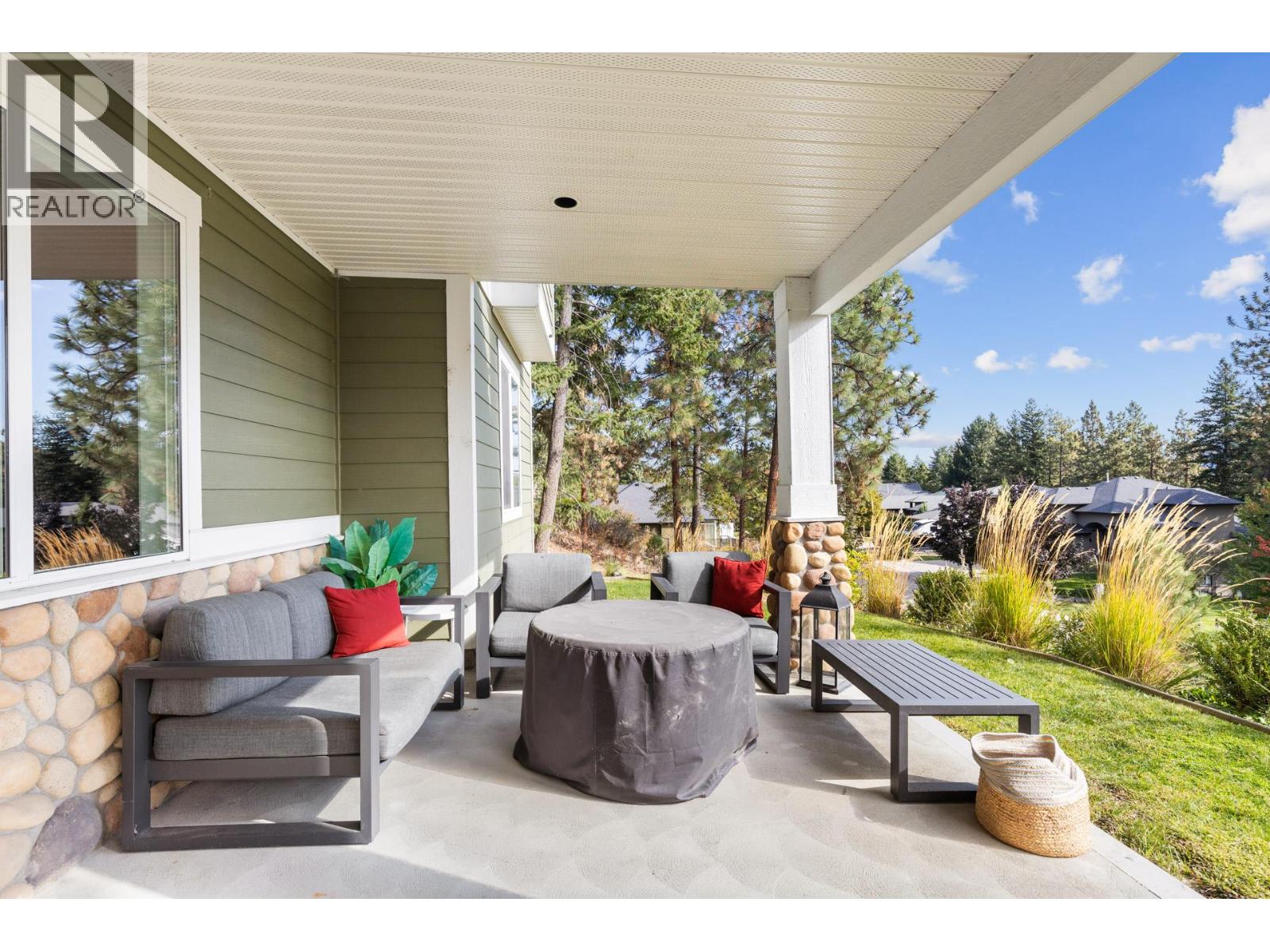 Picture for 2555 Tallus Ridge  Drive https://www.cirrealty.ca/reb/bc/0/10365920_50.jpg