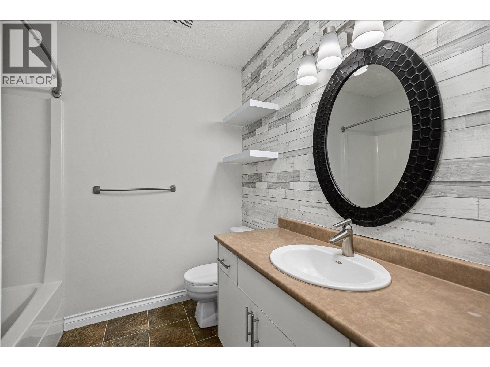Picture for 2306 Devon  Court https://www.cirrealty.ca/reb/bc/0/10366200_19.jpg