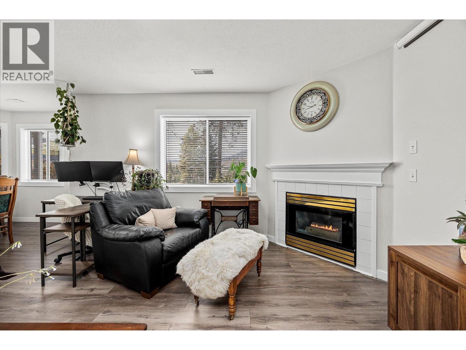 Picture for 2306 Devon  Court https://www.cirrealty.ca/reb/bc/0/10366200_30.jpg