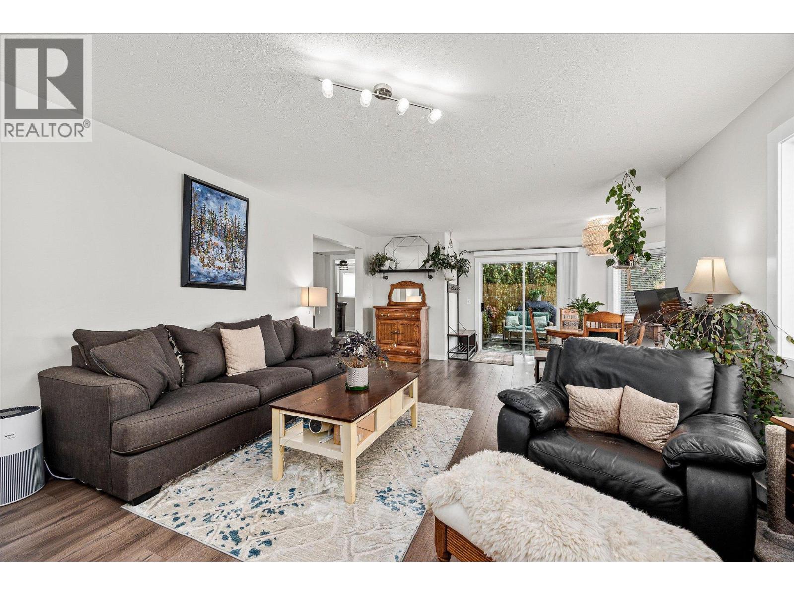 Picture for 2306 Devon  Court https://www.cirrealty.ca/reb/bc/0/10366200_31.jpg