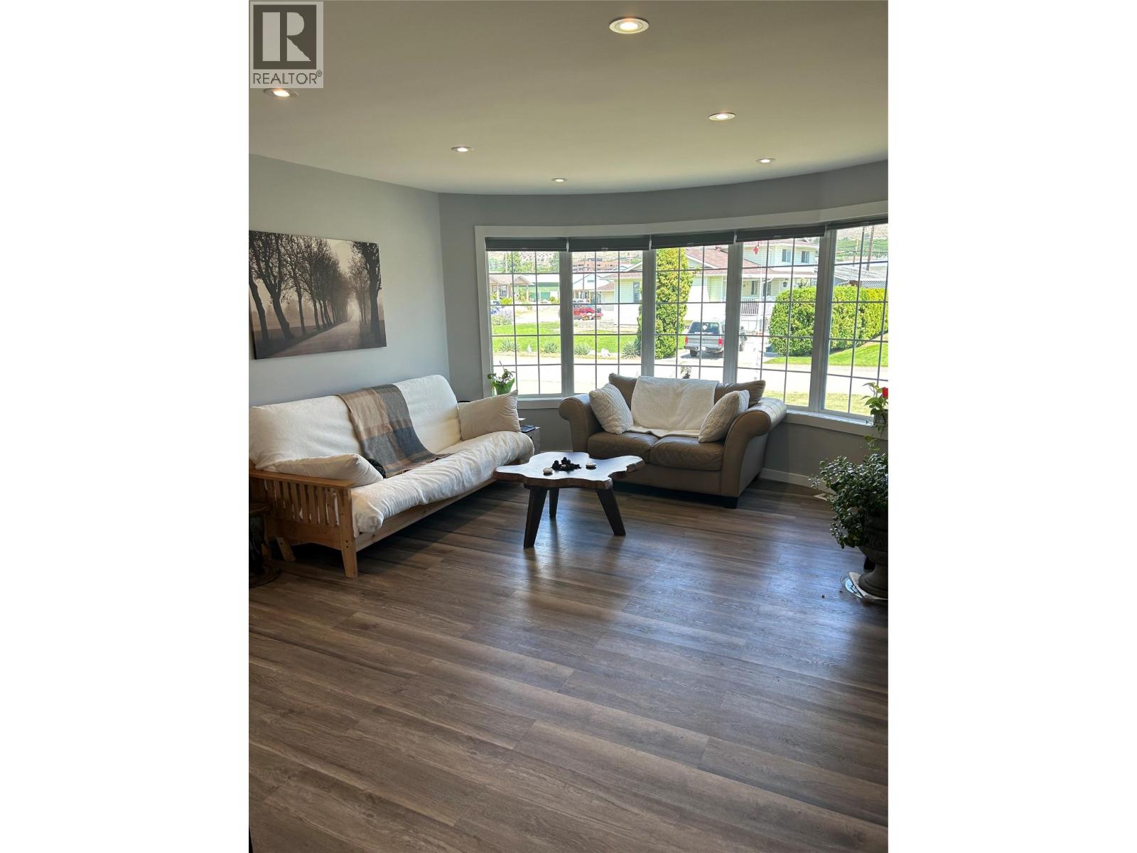 Picture for 38 BAYVIEW  Crescent