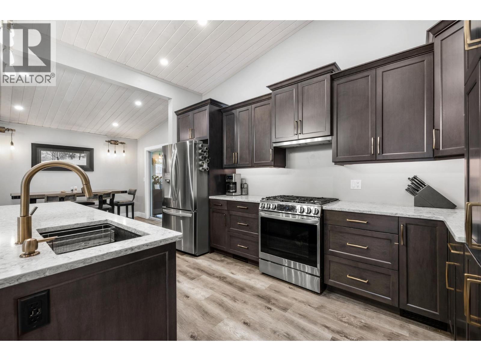 Picture for 1532 Pinehurst  Crescent