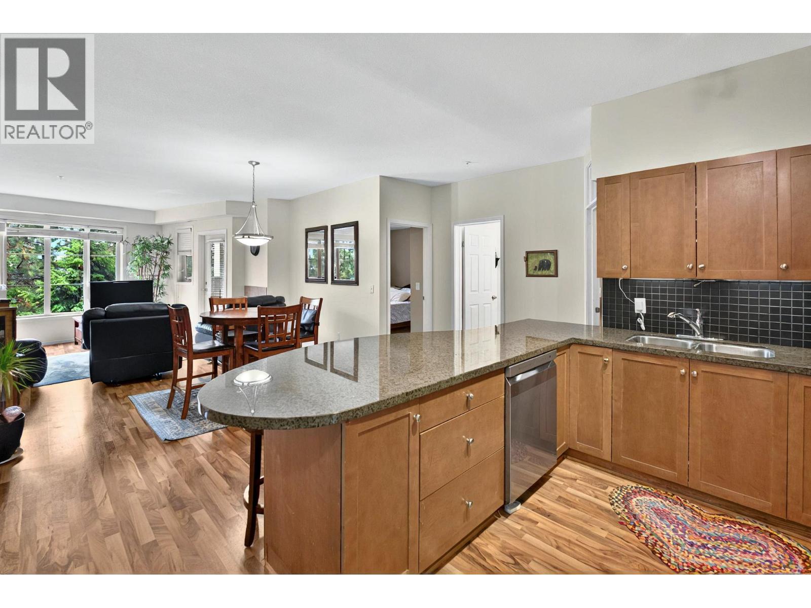 Picture for Unit #2206, 1873 Country Club  Drive https://www.cirrealty.ca/reb/bc/0/10366280_7.jpg