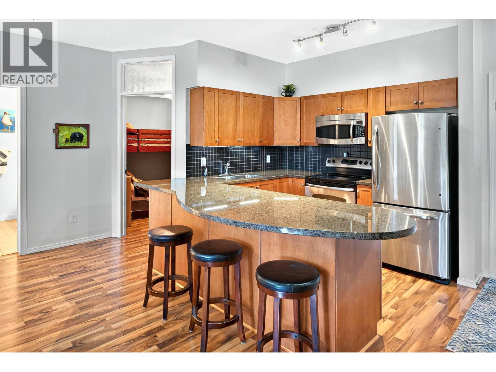 Picture for Unit #2206, 1873 Country Club  Drive https://www.cirrealty.ca/reb/bc/0/10366280_8.jpg