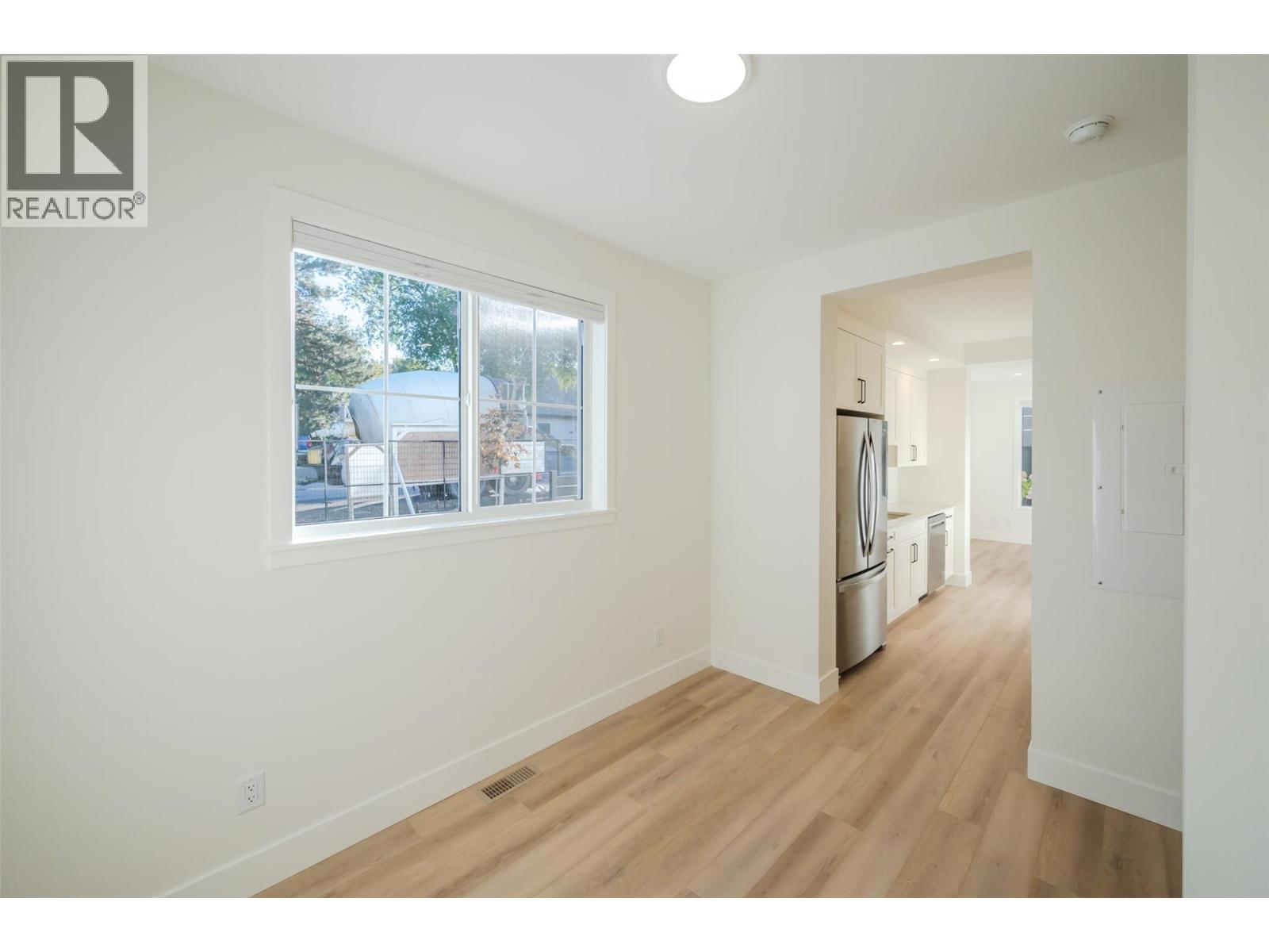 Picture for Unit #102, 795 Ontario  Street https://www.cirrealty.ca/reb/bc/0/10366290_14.jpg