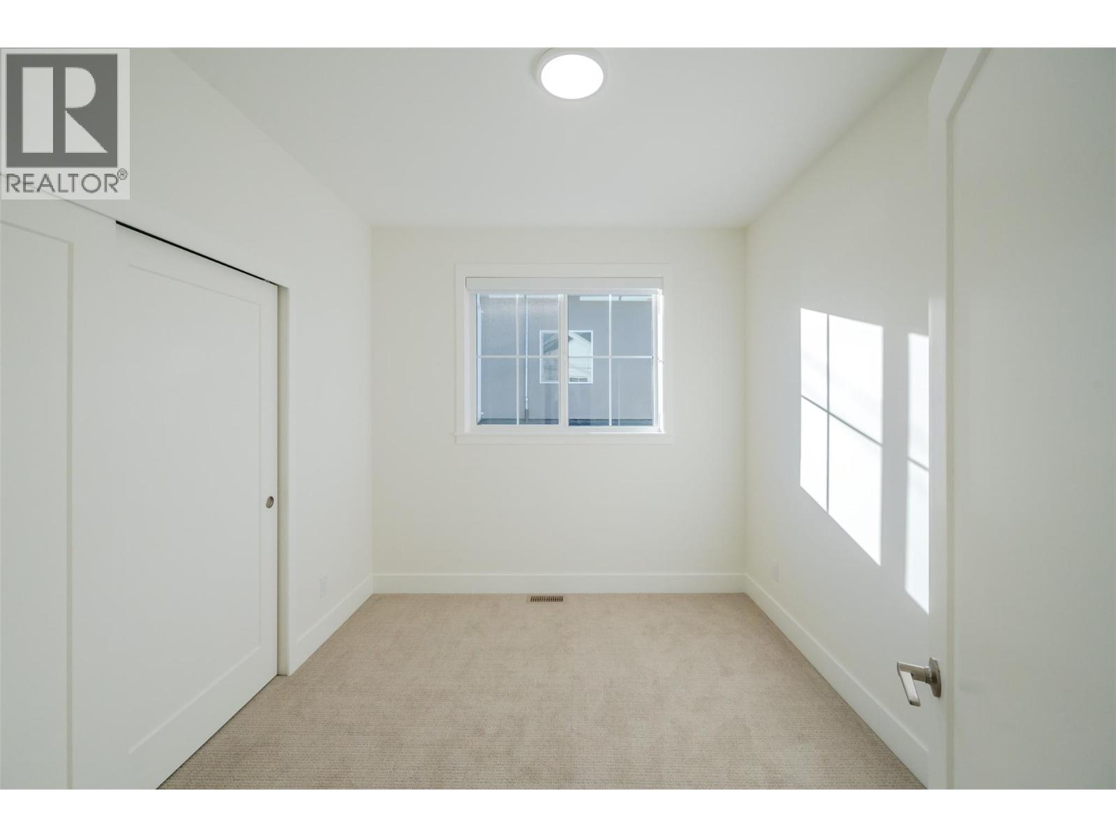 Picture for Unit #102, 795 Ontario  Street https://www.cirrealty.ca/reb/bc/0/10366290_16.jpg