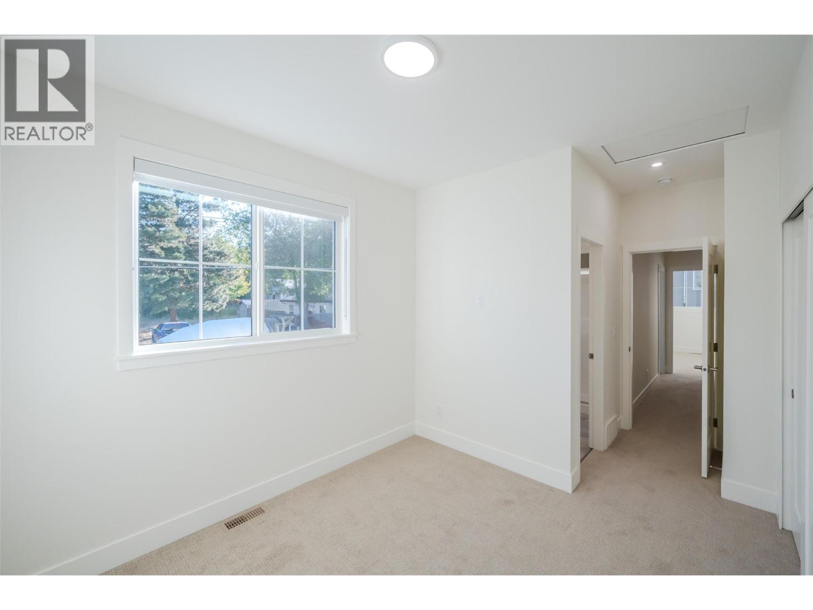 Picture for Unit #102, 795 Ontario  Street https://www.cirrealty.ca/reb/bc/0/10366290_24.jpg