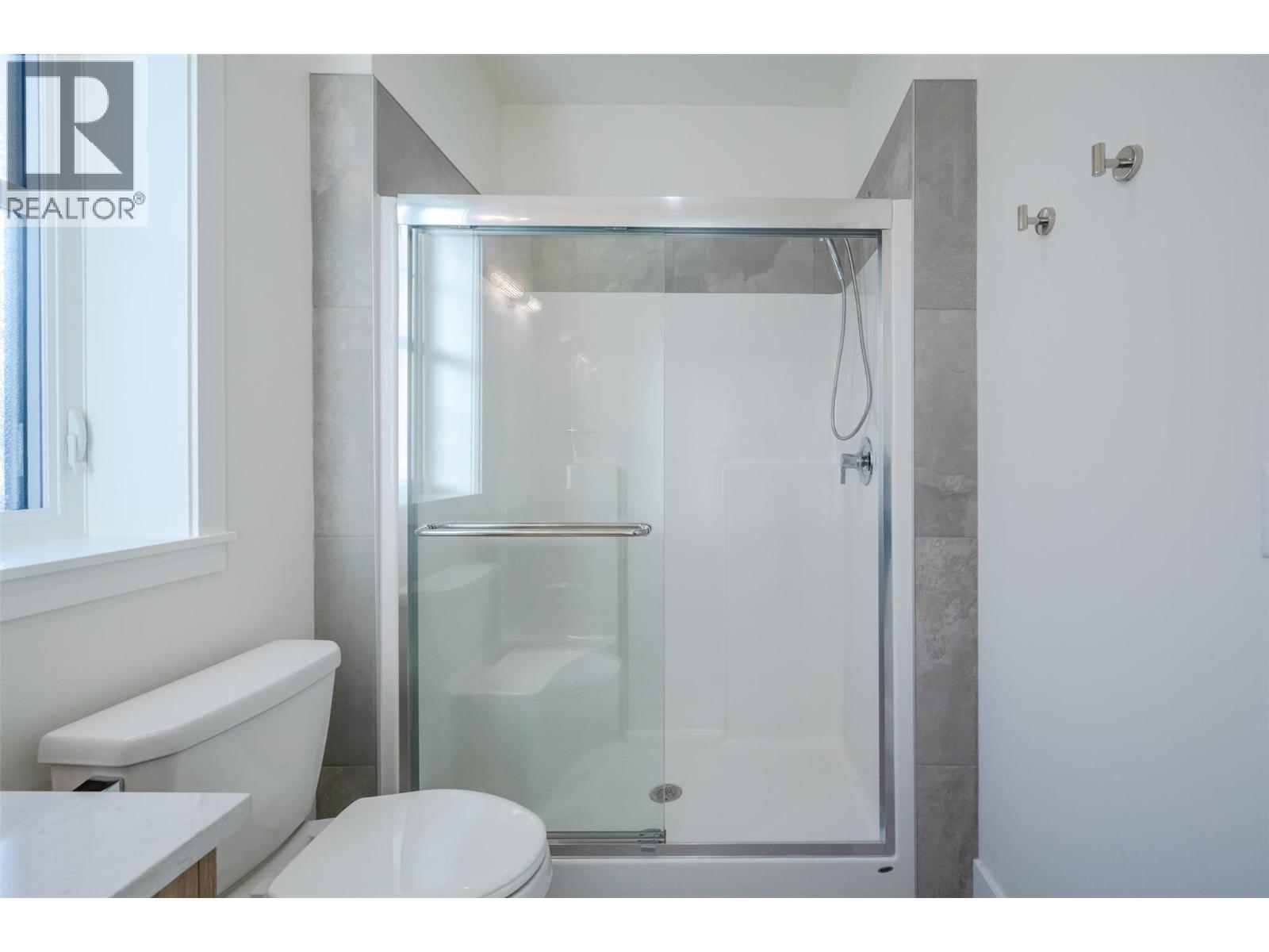 Picture for Unit #102, 795 Ontario  Street https://www.cirrealty.ca/reb/bc/0/10366290_28.jpg