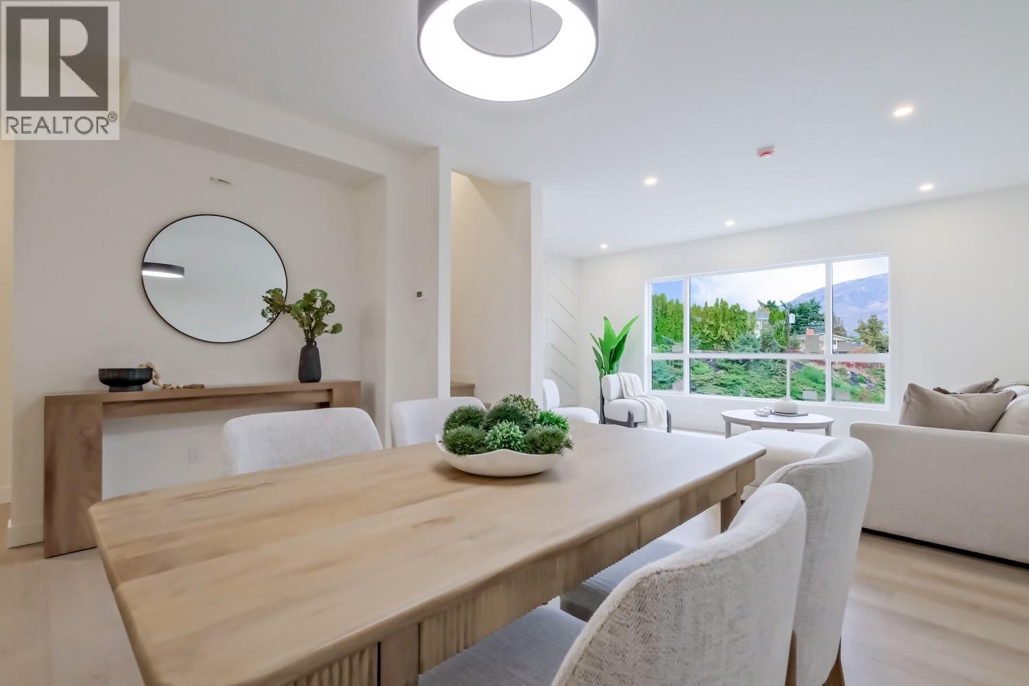 Picture for Unit #14, 4601 97th  Street https://www.cirrealty.ca/reb/bc/0/10366390_12.jpg