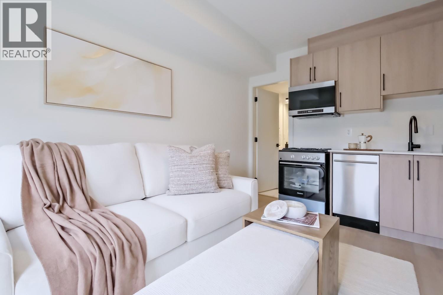 Picture for Unit #14, 4601 97th  Street https://www.cirrealty.ca/reb/bc/0/10366390_32.jpg