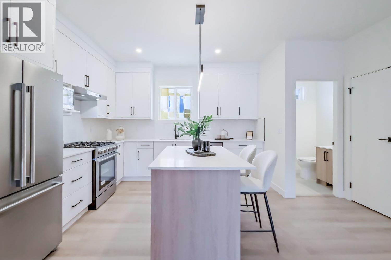 Picture for Unit #14, 4601 97th  Street https://www.cirrealty.ca/reb/bc/0/10366390_7.jpg