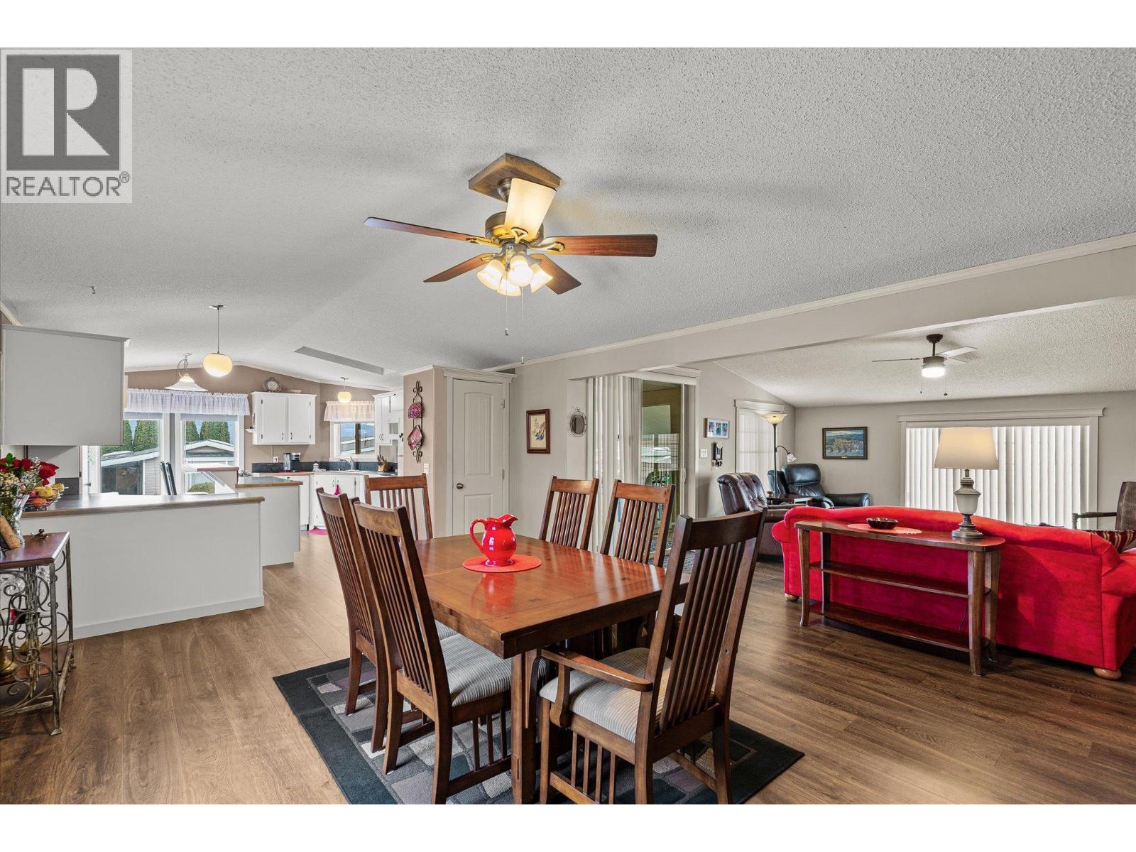 Picture for Unit #110, 1850 Shannon Lake  Road https://www.cirrealty.ca/reb/bc/0/10366400_4.jpg