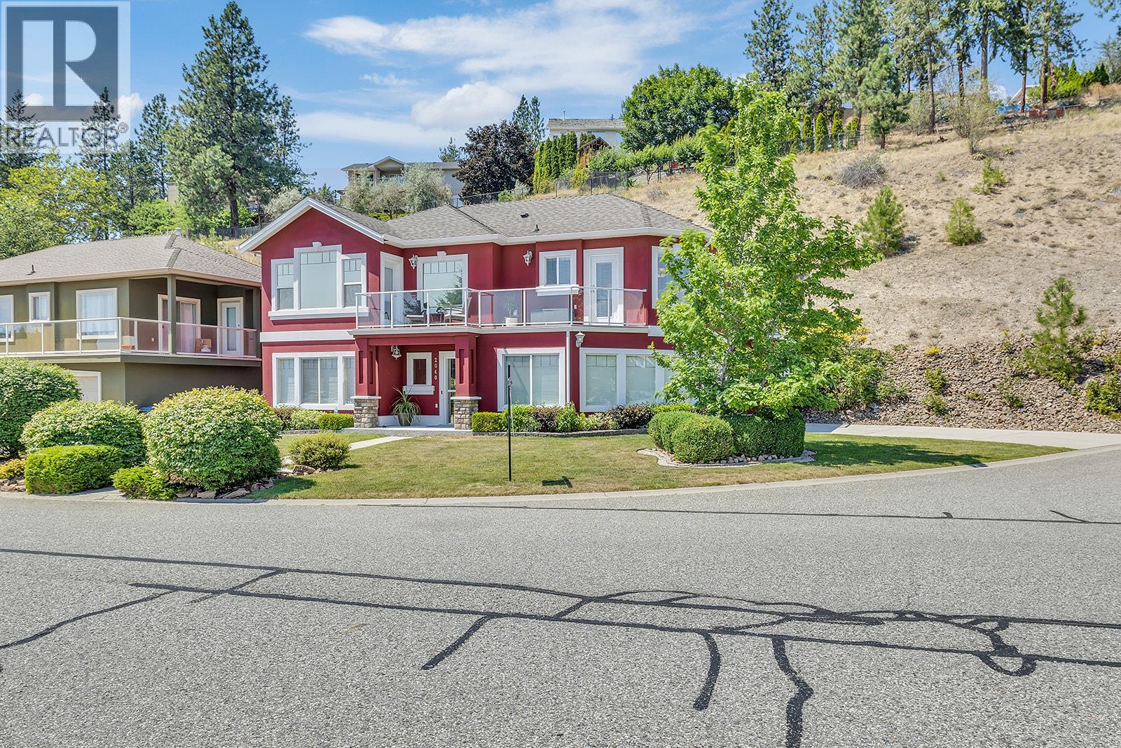 Picture for 2040 Spyglass  Way https://www.cirrealty.ca/reb/bc/0/10366620_3.jpg