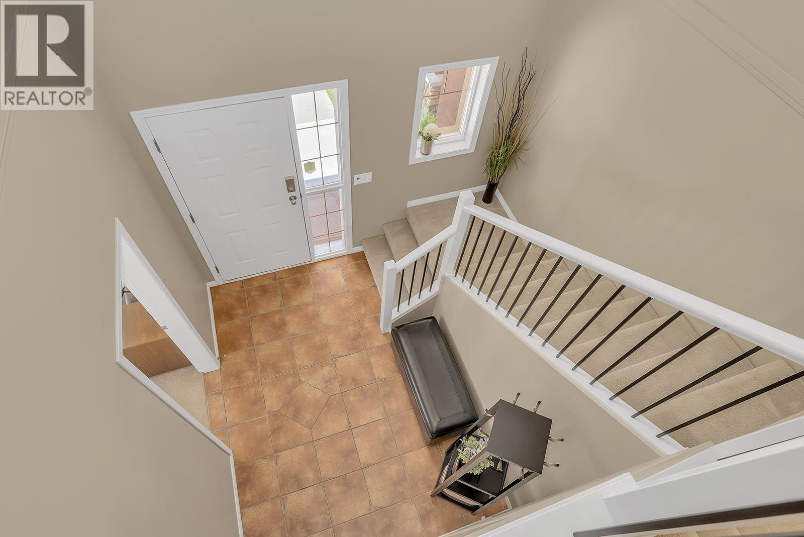 Picture for 2040 Spyglass  Way https://www.cirrealty.ca/reb/bc/0/10366620_35.jpg
