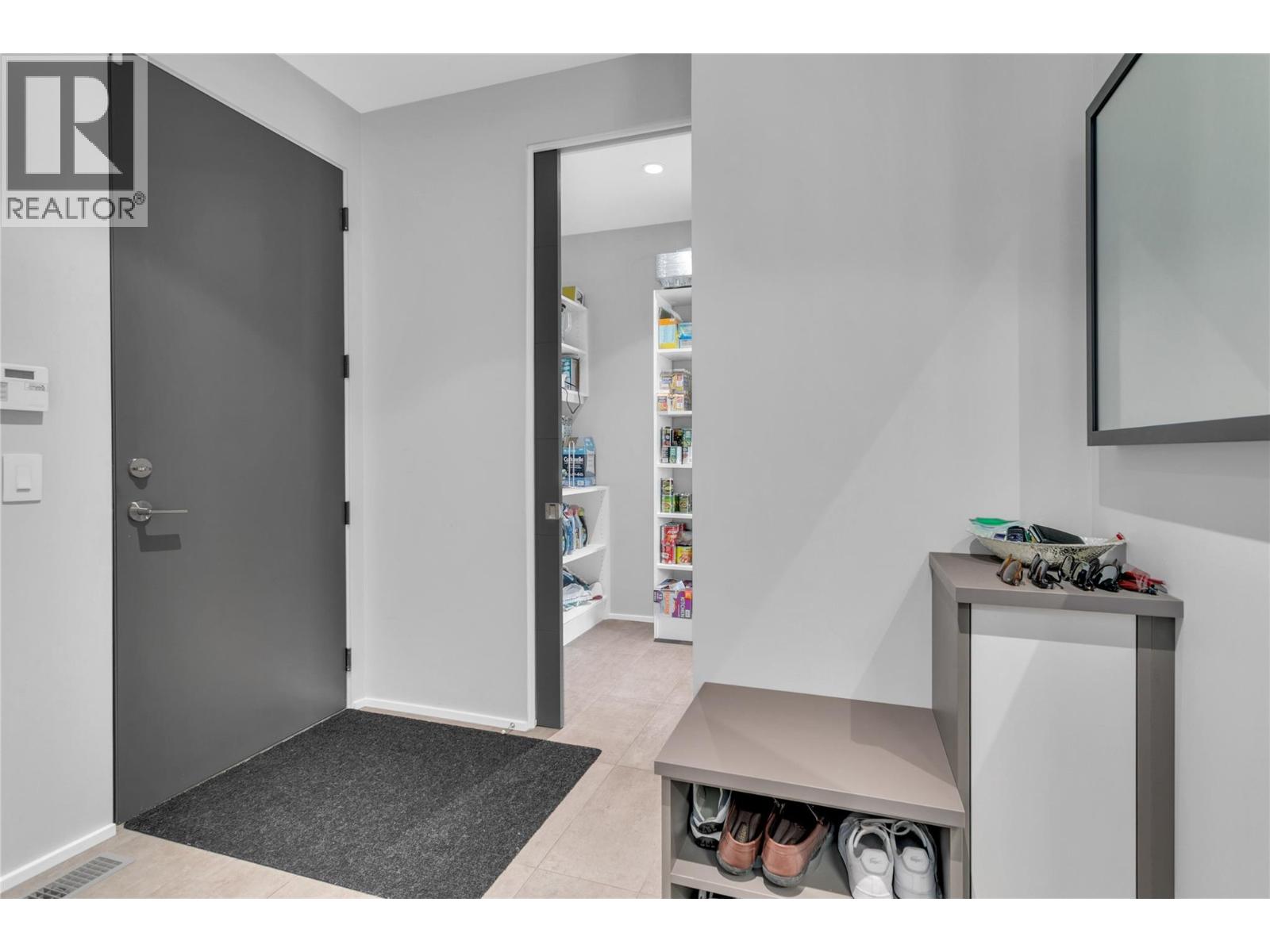 Picture for 3416 Water Birch  Circle https://www.cirrealty.ca/reb/bc/0/10366700_24.jpg