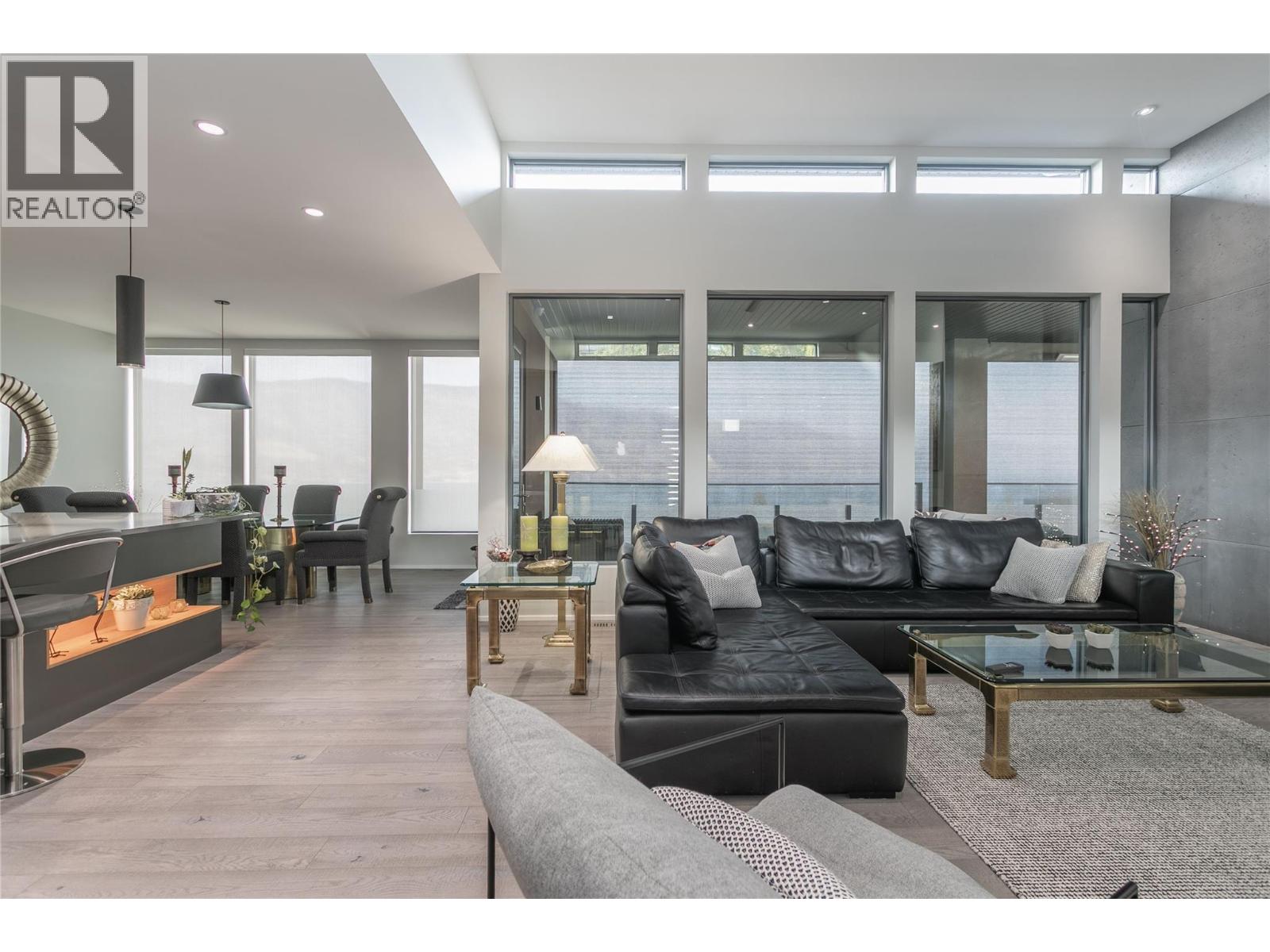 Picture for 3416 Water Birch  Circle https://www.cirrealty.ca/reb/bc/0/10366700_32.jpg