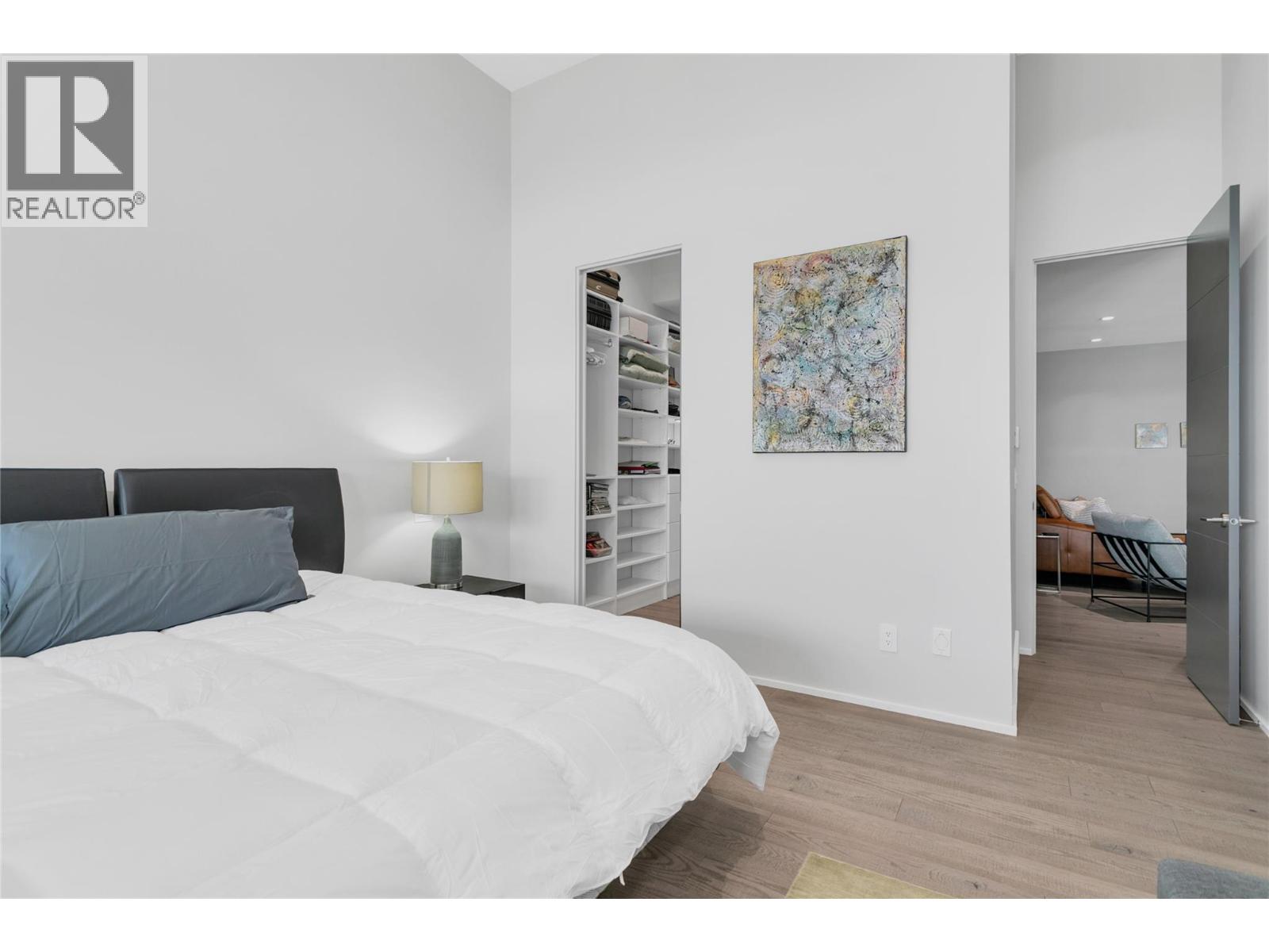 Picture for 3416 Water Birch  Circle https://www.cirrealty.ca/reb/bc/0/10366700_48.jpg