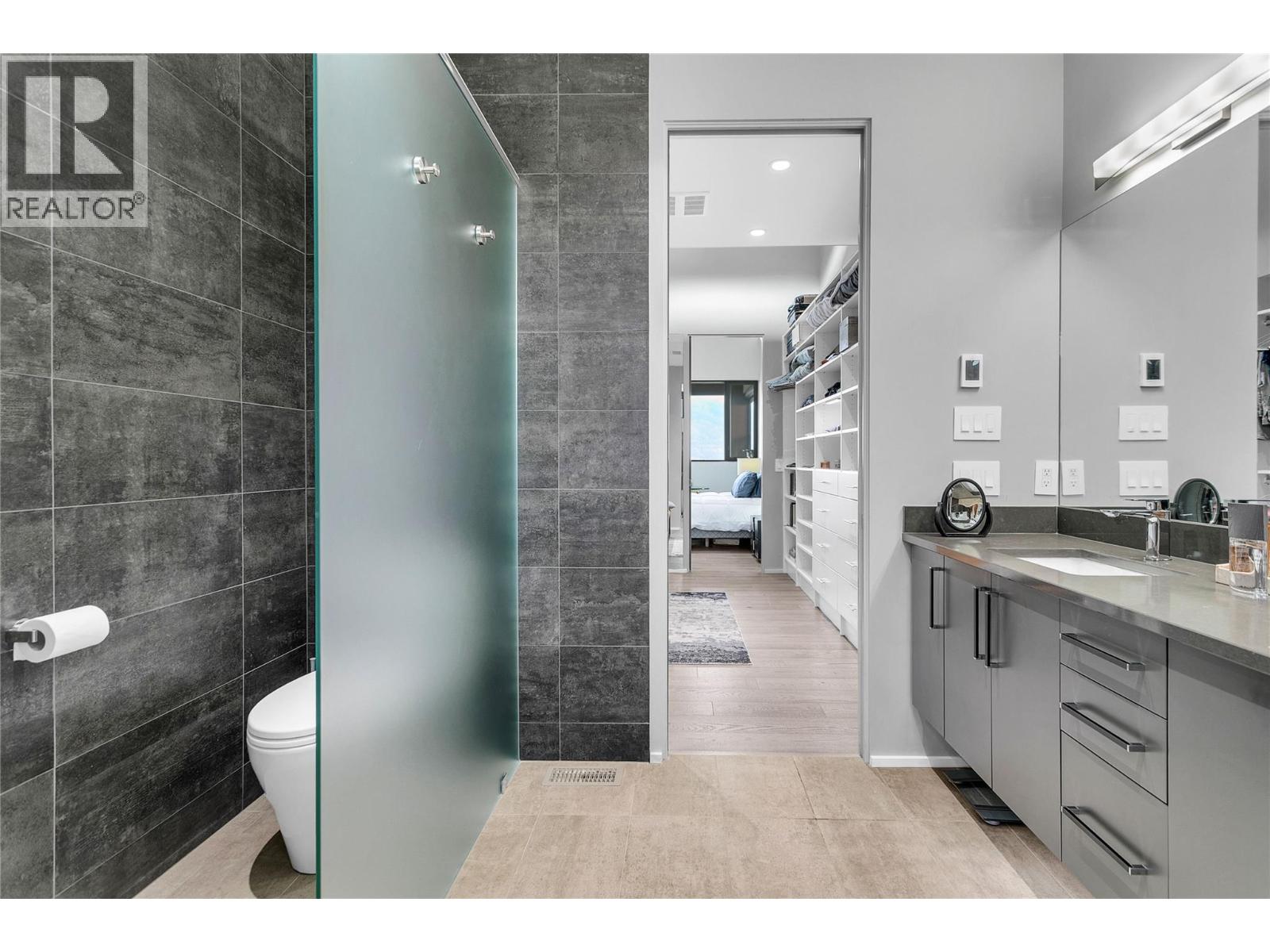 Picture for 3416 Water Birch  Circle https://www.cirrealty.ca/reb/bc/0/10366700_54.jpg