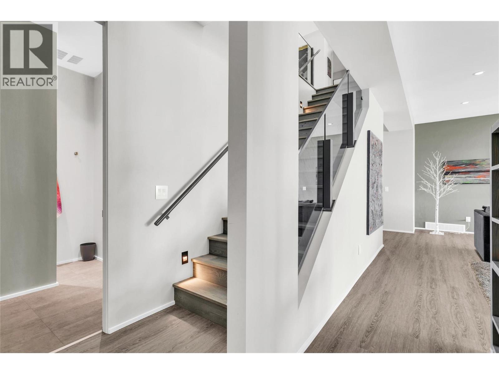 Picture for 3416 Water Birch  Circle https://www.cirrealty.ca/reb/bc/0/10366700_57.jpg