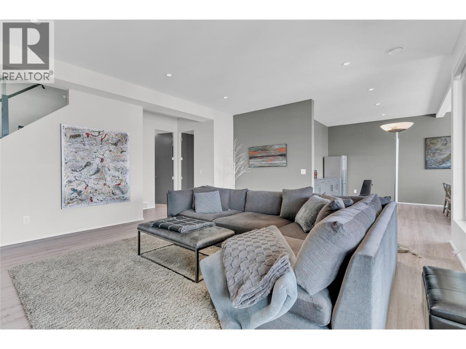 Picture for 3416 Water Birch  Circle https://www.cirrealty.ca/reb/bc/0/10366700_60.jpg