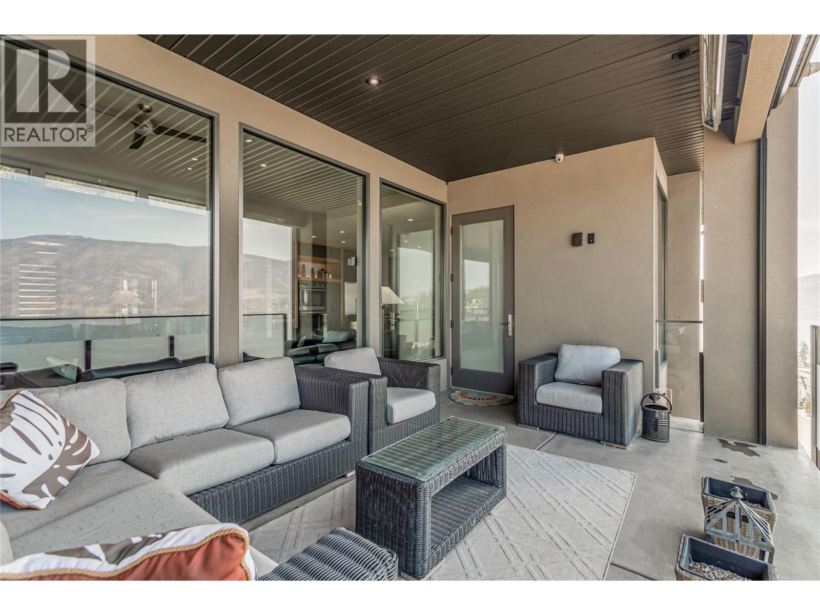 Picture for 3416 Water Birch  Circle https://www.cirrealty.ca/reb/bc/0/10366700_9.jpg