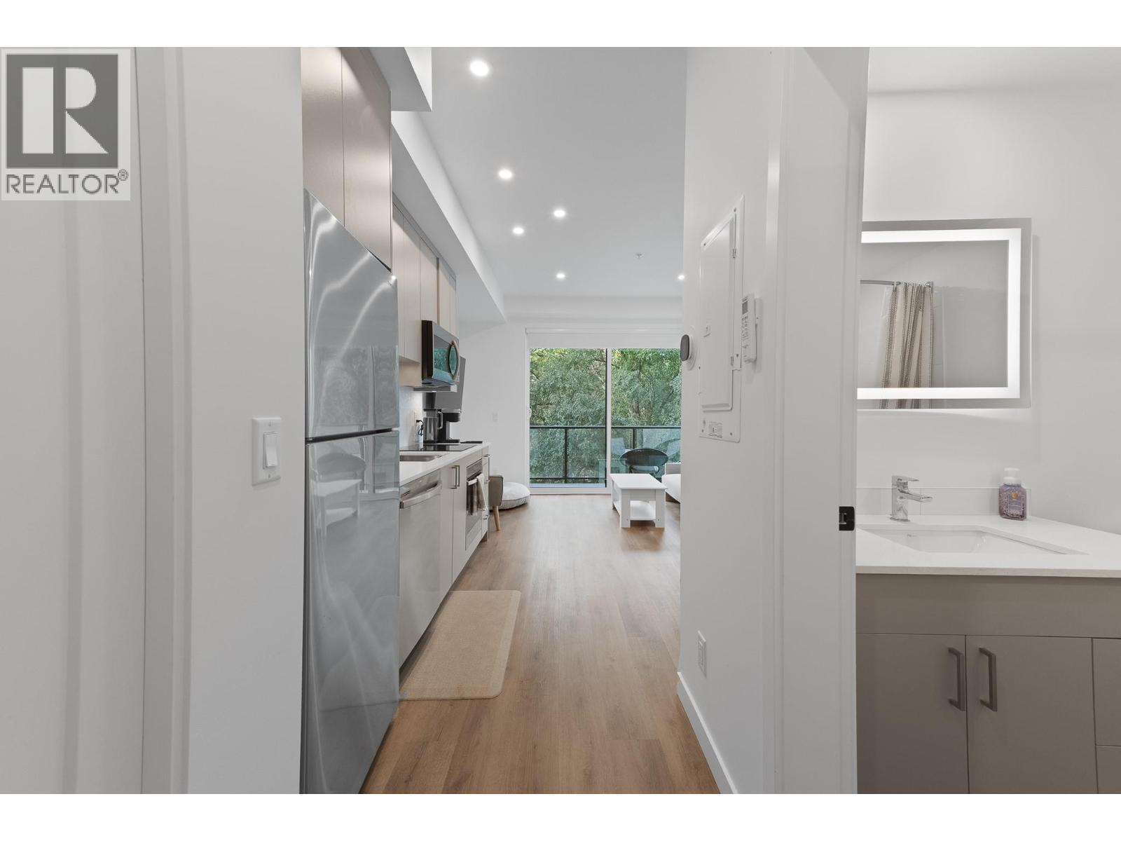 Picture for Unit #306, 1274 Devonshire  Avenue https://www.cirrealty.ca/reb/bc/0/10366710_9.jpg