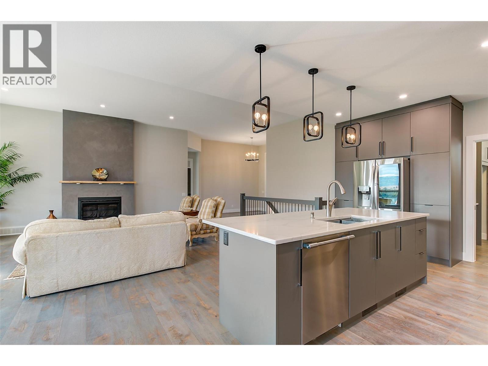 Picture for 759 Carnoustie  Drive https://www.cirrealty.ca/reb/bc/0/10366730_27.jpg