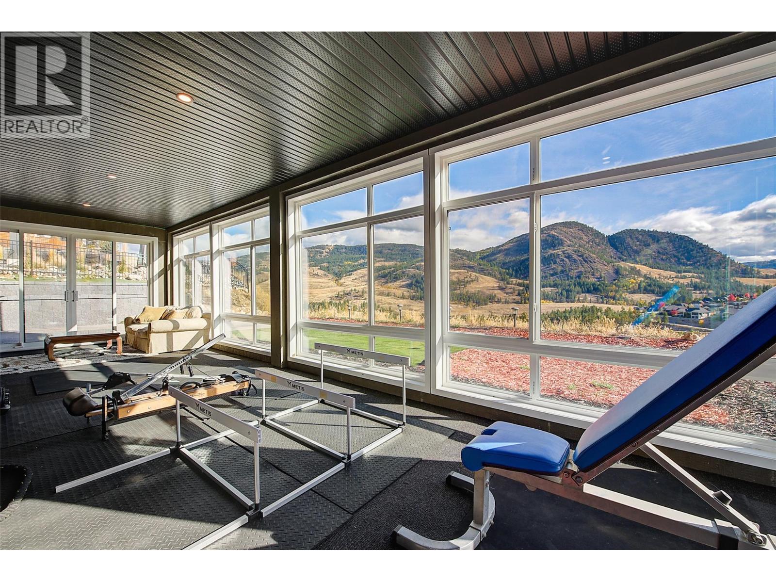 Picture for 759 Carnoustie  Drive https://www.cirrealty.ca/reb/bc/0/10366730_54.jpg