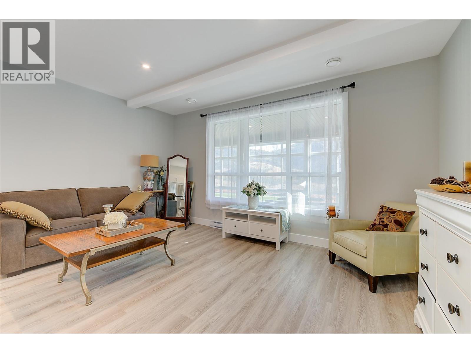 Picture for 759 Carnoustie  Drive https://www.cirrealty.ca/reb/bc/0/10366730_65.jpg