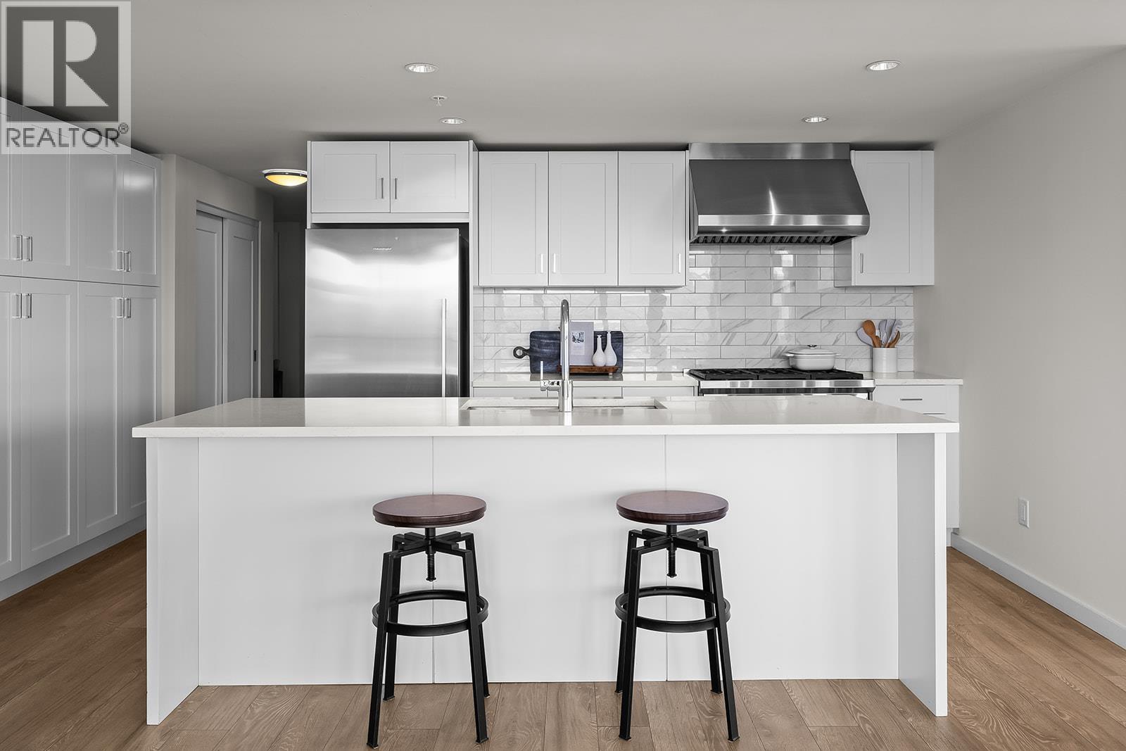 Picture for Unit #1201, 485 Groves  Avenue