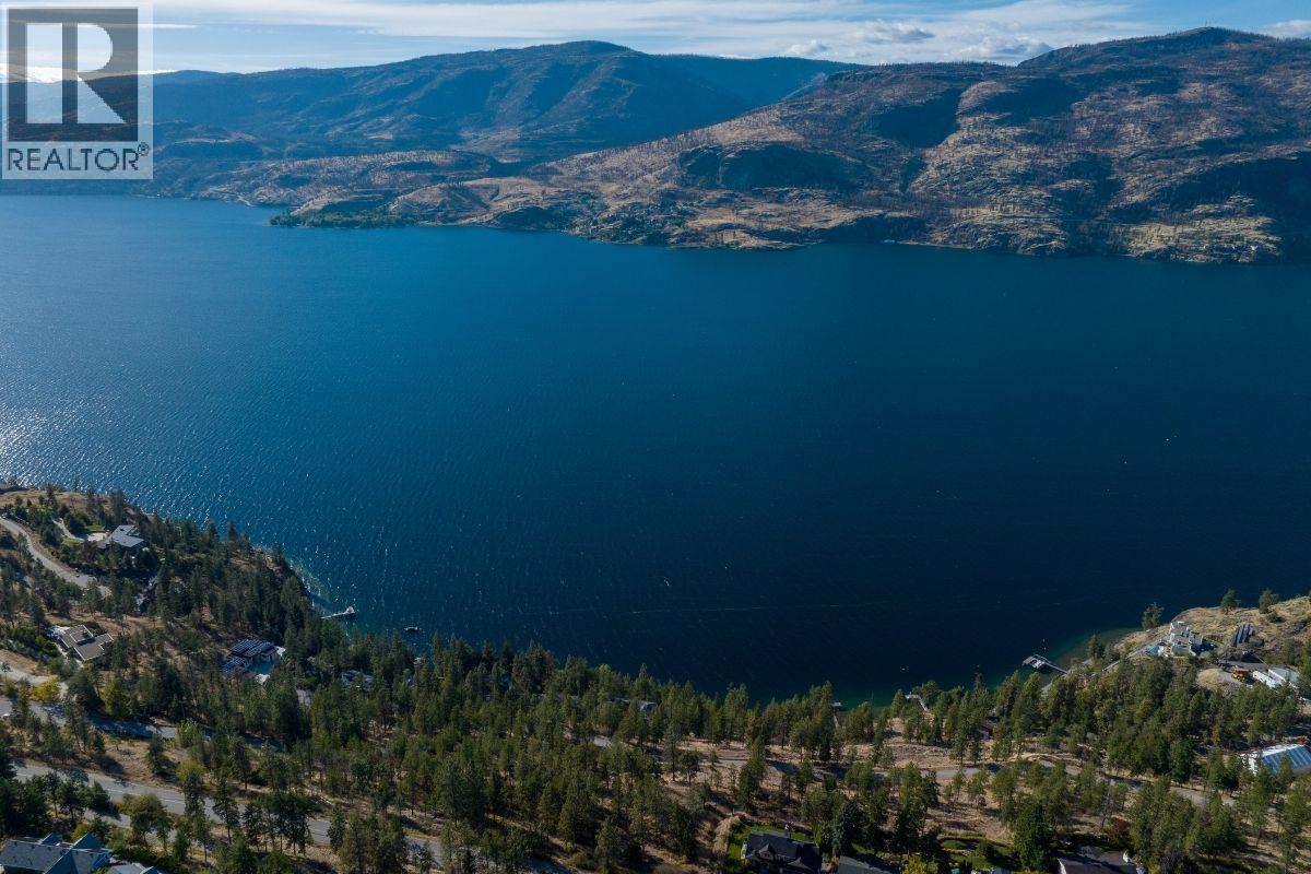 Picture for 250 Lochview  Road https://www.cirrealty.ca/reb/bc/0/10366940_11.jpg