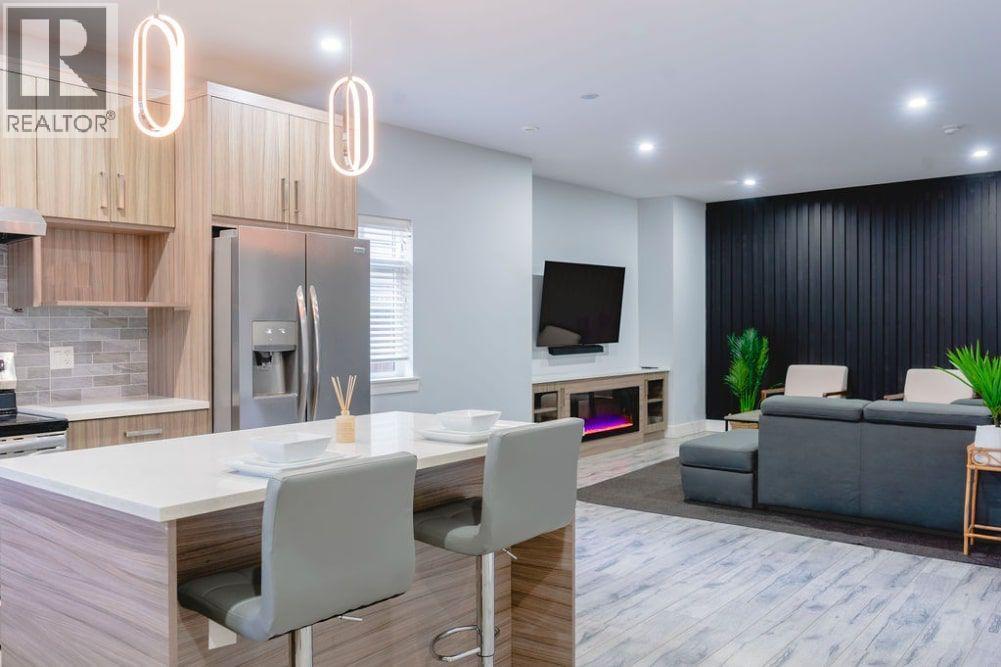 Picture for Unit #1, 722 Coopland  Crescent