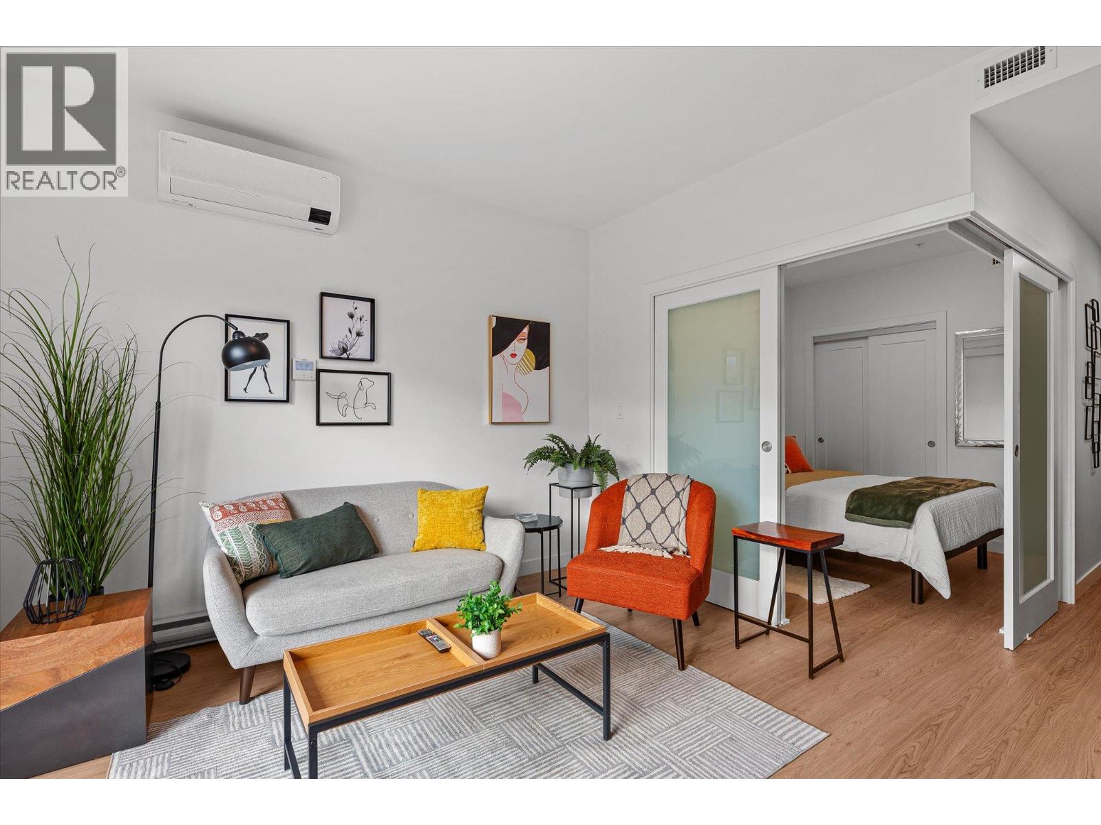 Picture for Unit #208, 1380 Pridham  Avenue