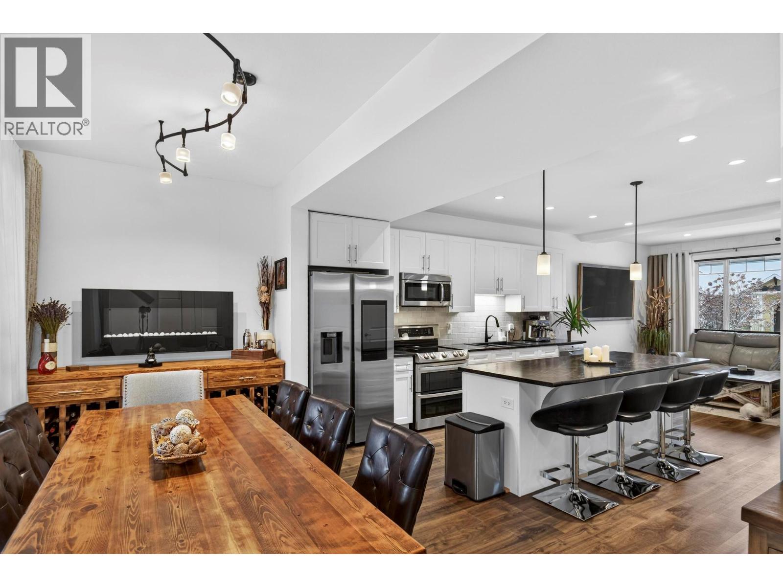 Picture for 1273 Bergamot  Avenue