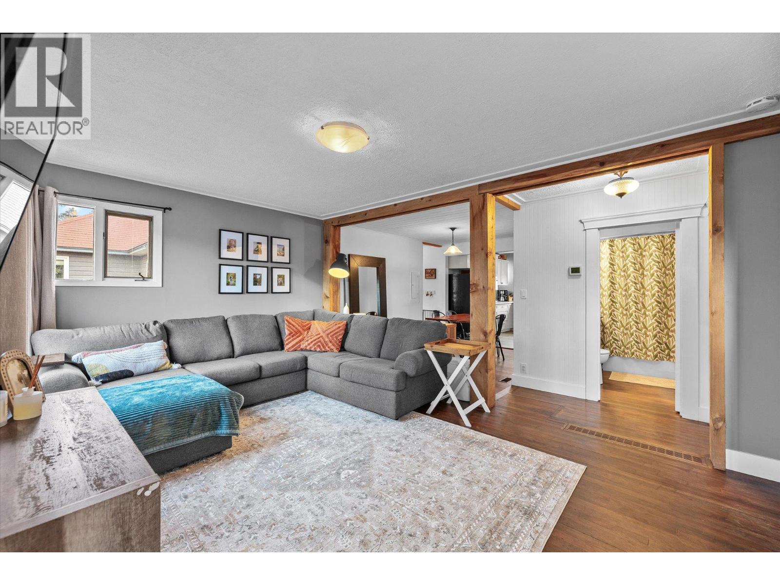 Picture for 584 Okanagan  Boulevard