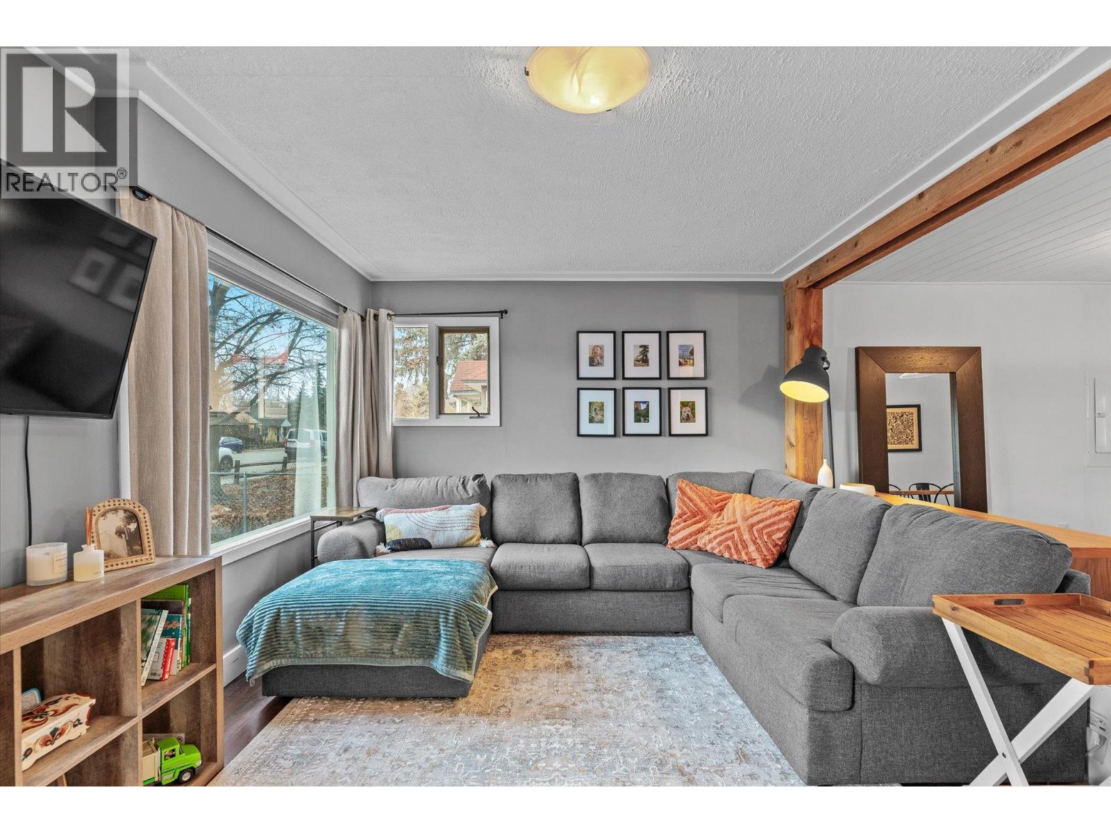 Picture for 584 Okanagan  Boulevard